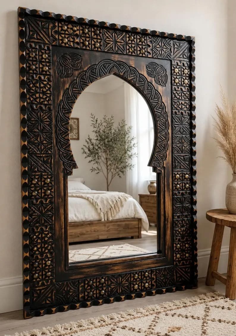 Fes Lattice handmade Moroccan mirror – carved wood detail, view 4